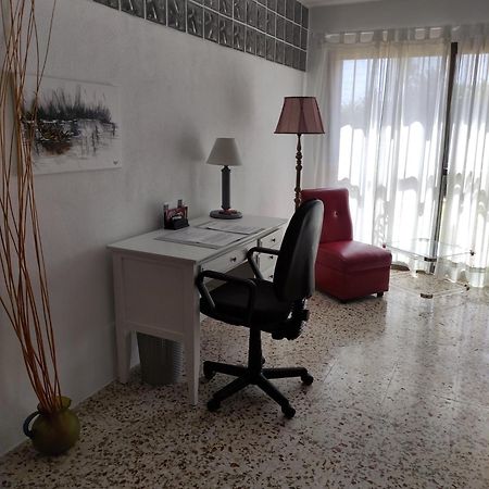 La Gaspara'S Loft Estepona Eksteriør billede