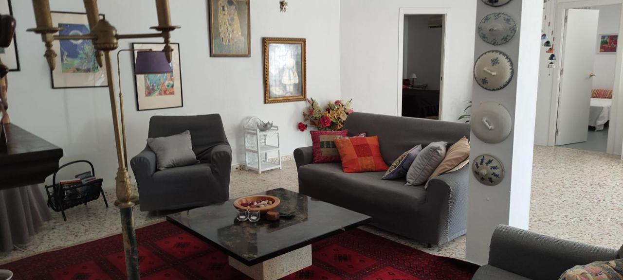 La Gaspara'S Loft Estepona Eksteriør billede